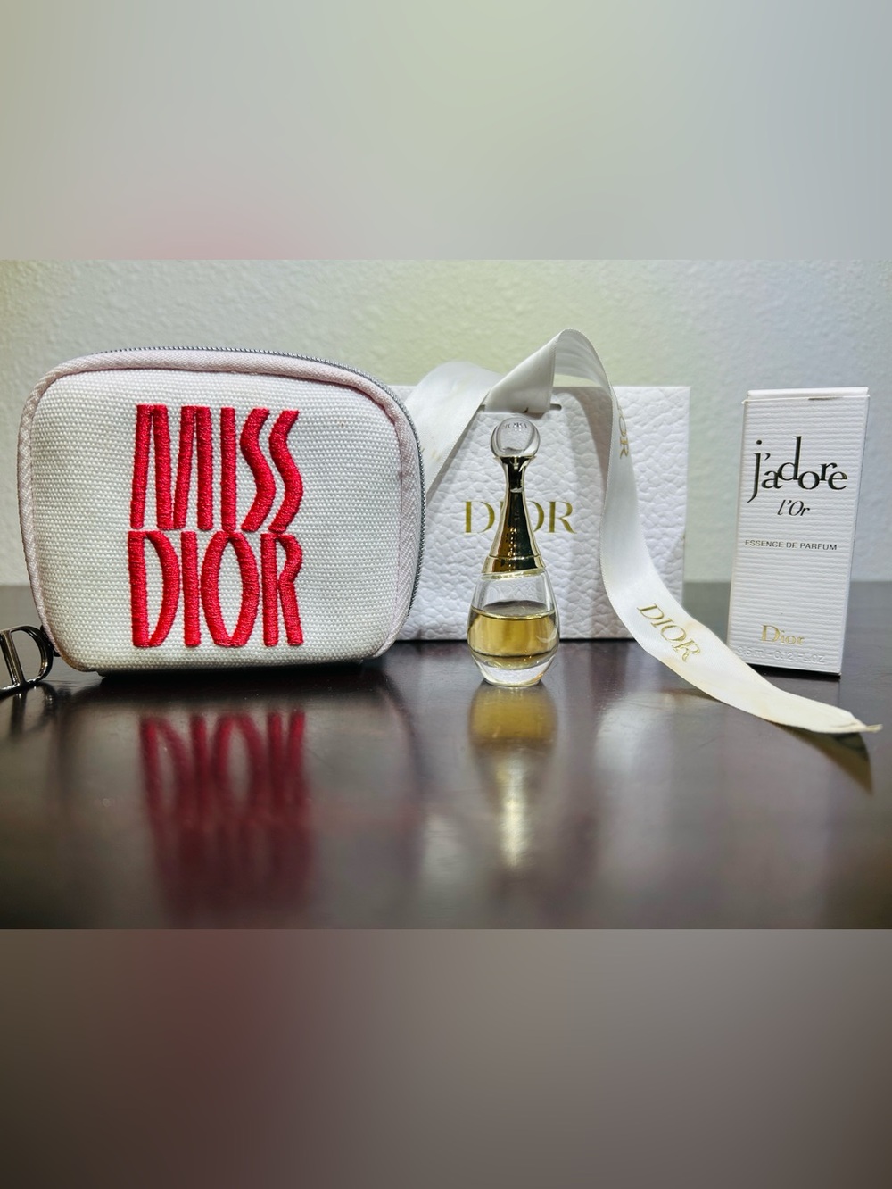 DIOR jadore .12 fl oz Mini Perfume with Dior Pouch and gift bag